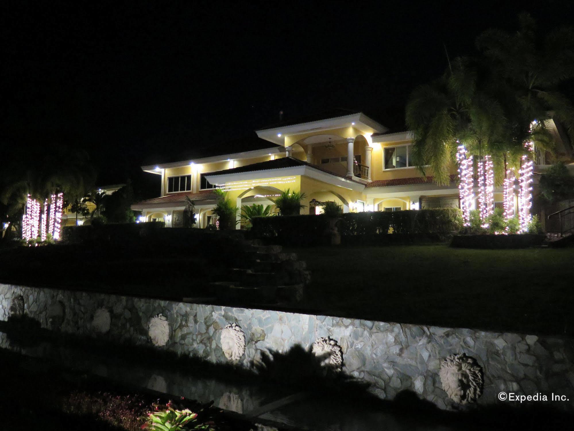 The Peacock Garden Hotel Panglao-stad Buitenkant foto